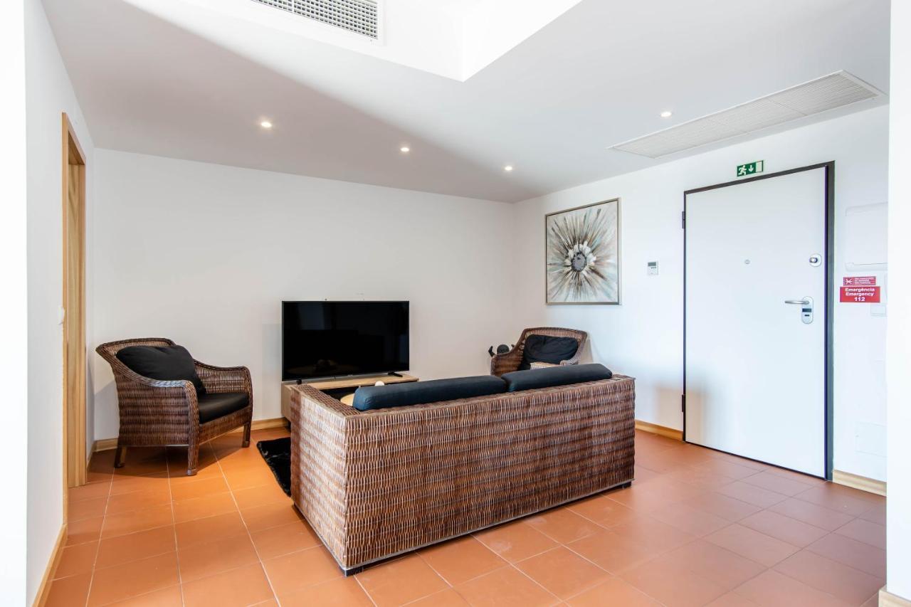 Superbe Appartement Spacieux Avec Terrasse Vue Piscine Віламора Екстер'єр фото